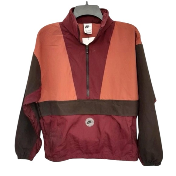 Nike Sports Utility Graphic Women’s Extra Small Quarter Zip in Burgundy NWT - Picture 6 of 7